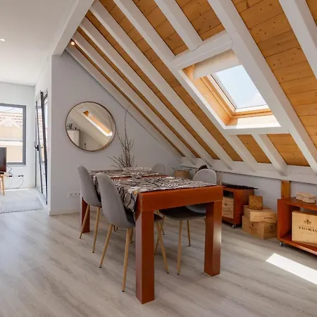 Nyaraló Casa Atelier *